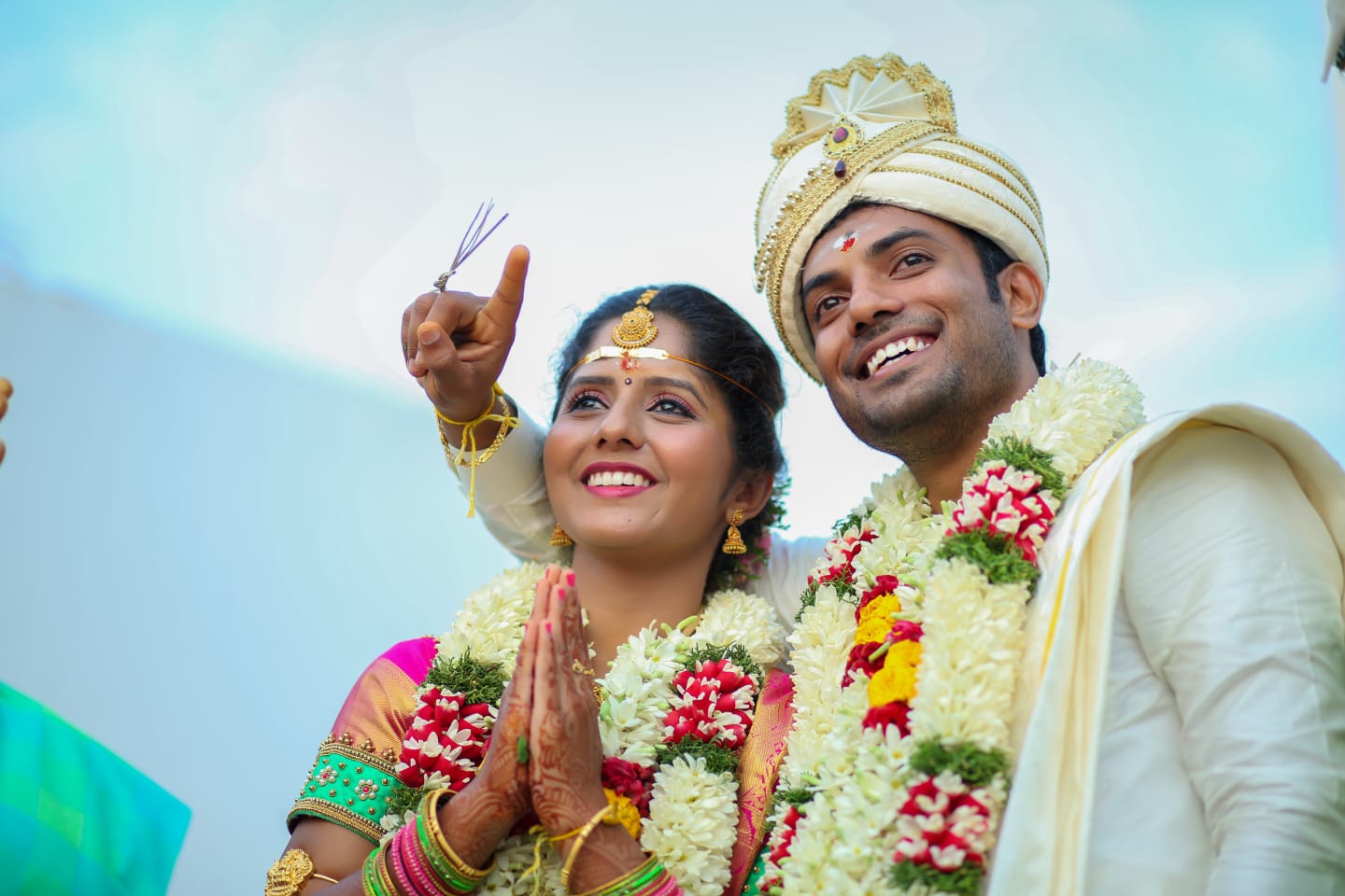 Pre-Wedding Shoot of TV Celebrity Ishwarya! – Shopzters