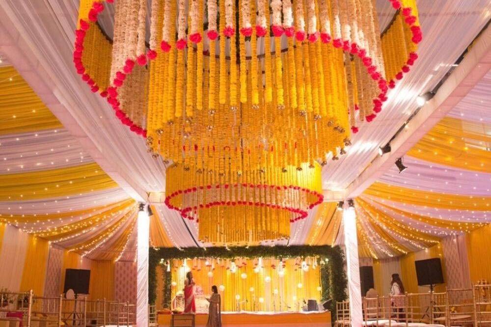 https://www.evnzon.com/service_pic/461/cr-gobi-marriage-decorators-1701060399.jpeg