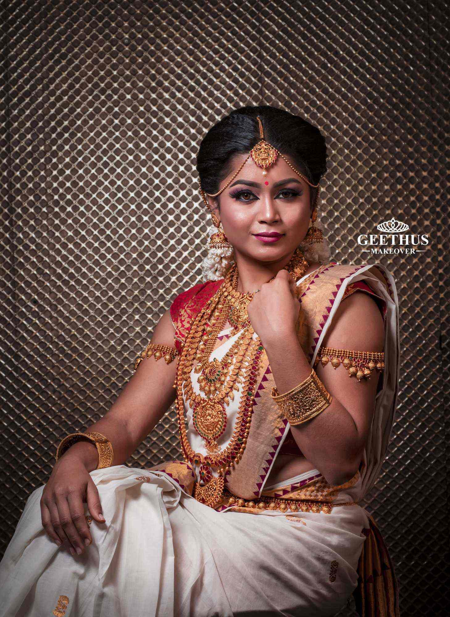 https://www.evnzon.com/service_pic/509/geethus-makeover-bridal-1700045055.jpg